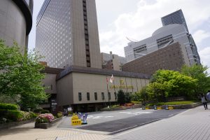 リーガロイヤルホテル大阪　日本呼吸器学会2018　駐車場
